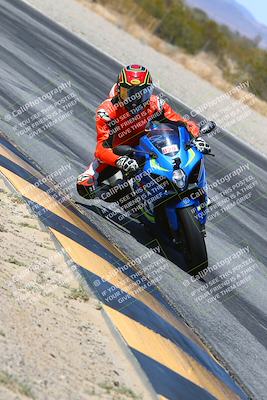 media/Mar-20-2025-Racers Edge (Thu) [[0731d8e3a1]]/2-B Group/Session 4 (Turn 3 Inside)/